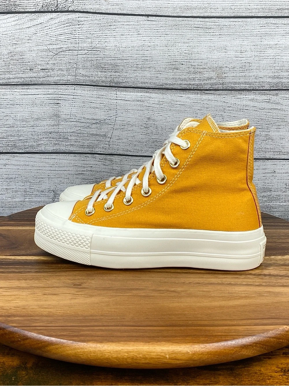 Converse Chuck Taylor All Star Platform High Sunflower Gold Shoe Womens Size 5.5